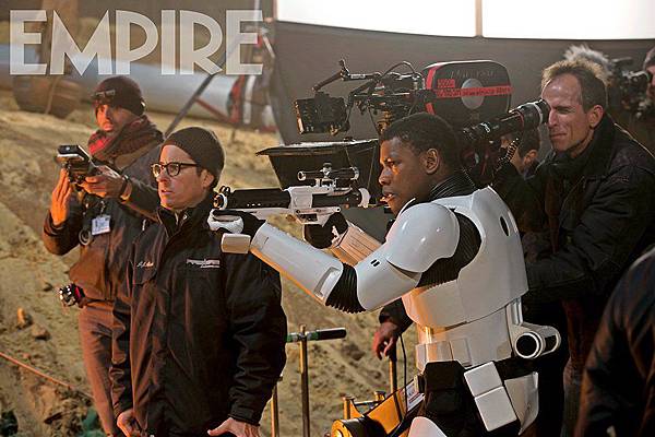 Star-Wars-The-Force-Awakens-21.jpg