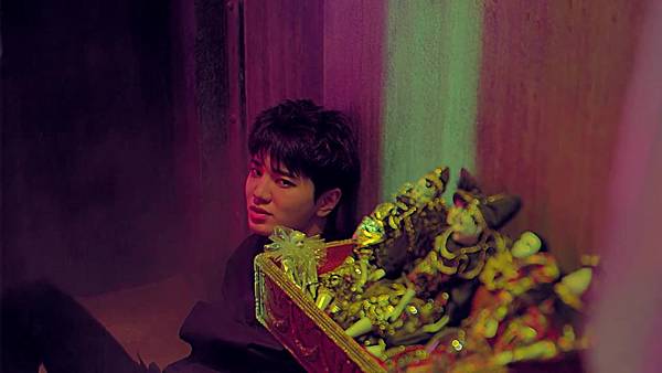 2015 INFINITE 2nd World Tour INFINITE EFFECT- Teaser 326.jpg