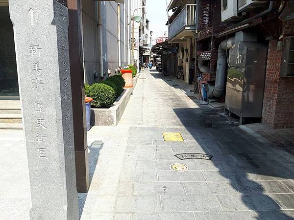 6775.jpg 6775.jpg