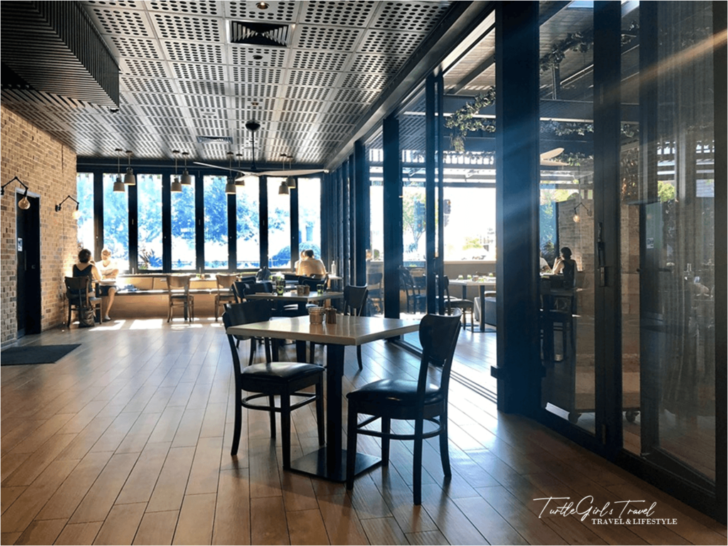 The Johnson Brisbane Art Series 布里斯本藝術系列強森飯店;布里斯本平價住宿; 布里斯本自由行; 澳洲自由行; 布里斯本飯店推薦