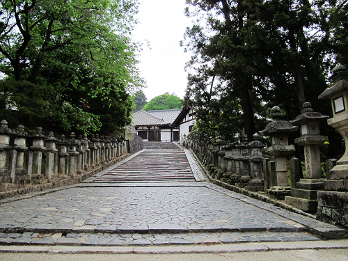 奈良東大寺二月堂 (5).JPG