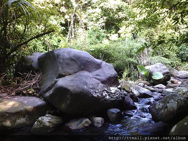 尖山湖紀念碑29.jpg