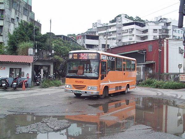 德霖學院262民生社區268FN進站.jpg