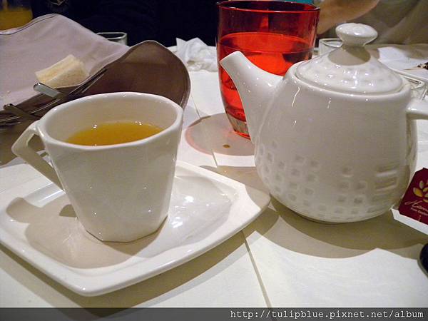  飲料：水果茶