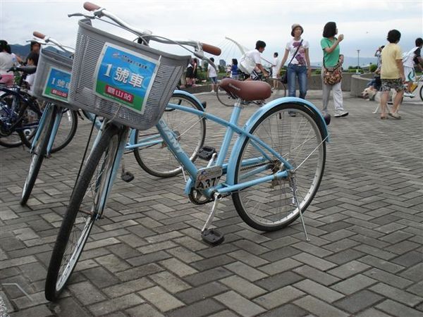 河濱公園騎車