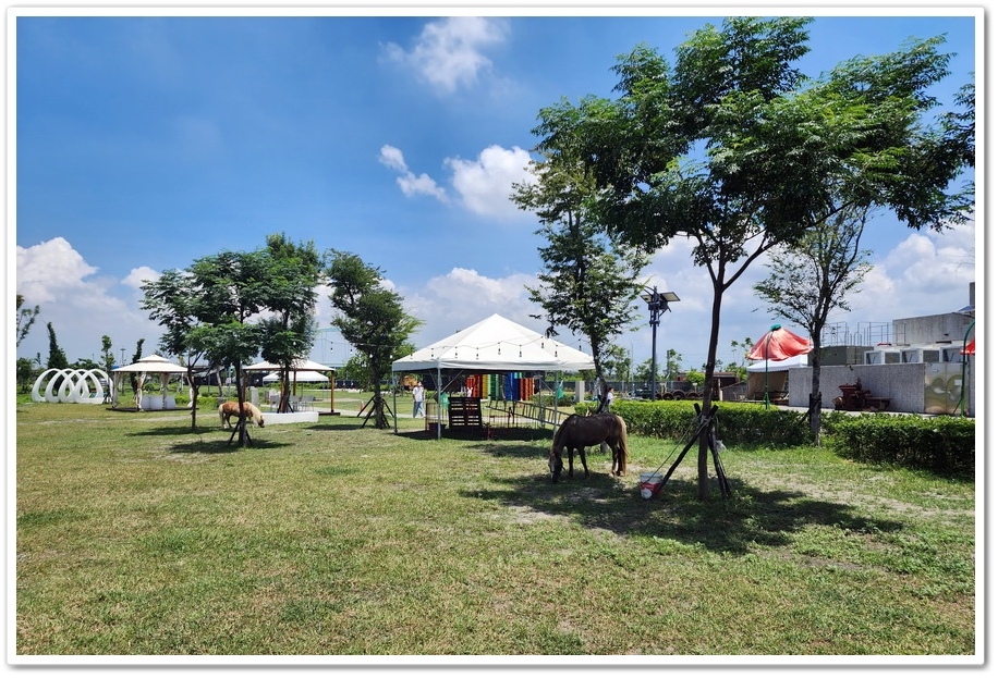 屏東《潮州鐵道園區》坐火車遊愛琴湖│湖畔喝咖啡─愛到高潮站