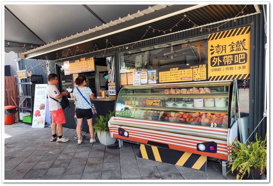 屏東《潮州鐵道園區》坐火車遊愛琴湖│湖畔喝咖啡─愛到高潮站