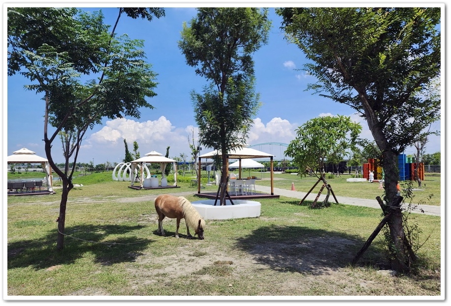 屏東《潮州鐵道園區》坐火車遊愛琴湖│湖畔喝咖啡─愛到高潮站