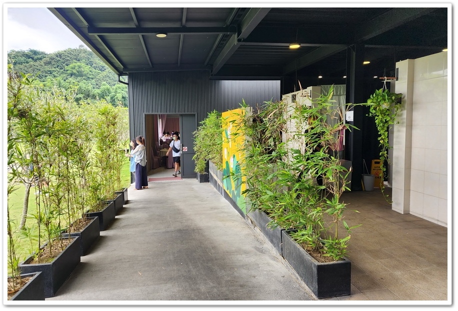 南投竹山《饗富餐廳》慶祝生日─滬川台菜甕仔雞料理