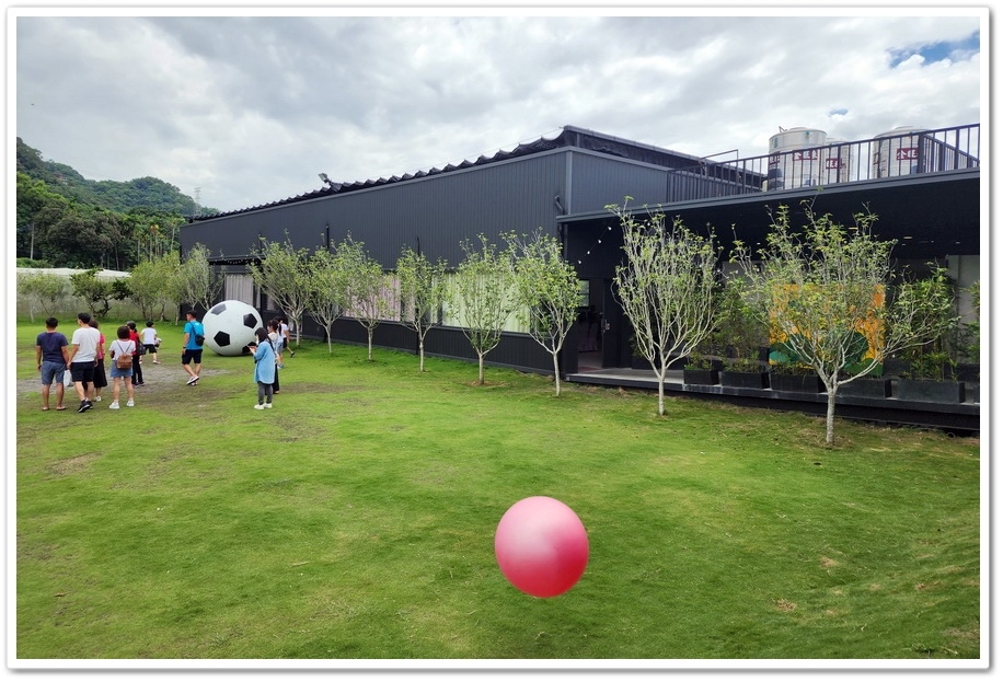 南投竹山《饗富餐廳》慶祝生日─滬川台菜甕仔雞料理