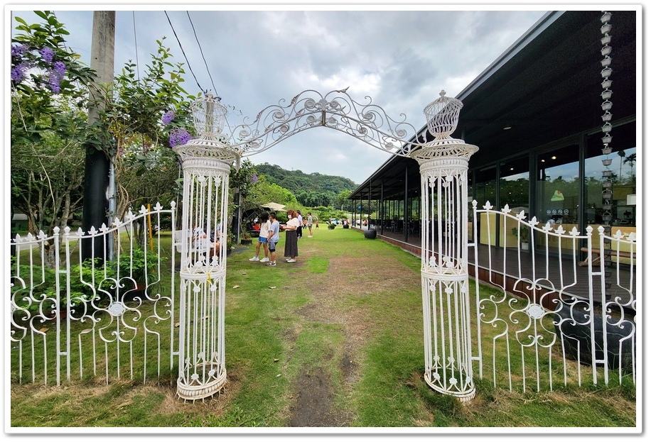 南投竹山《饗富餐廳》慶祝生日─滬川台菜甕仔雞料理