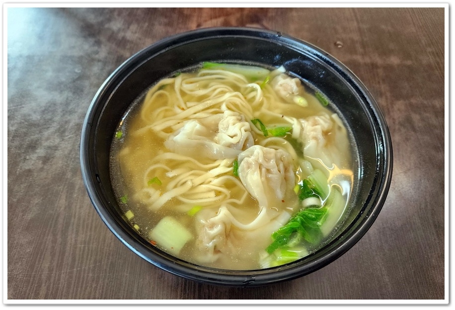 斗六吆鬼街老吳紅燒牛肉麵、大吃市老謝牛肉麵、砲臺仔小張食堂牛