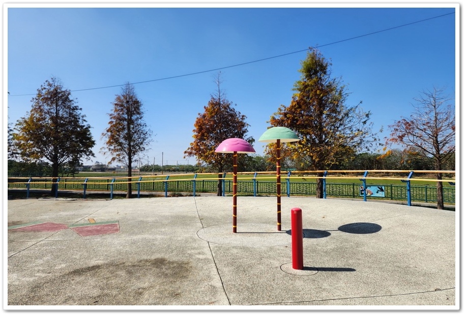 雲林縣《二崙軍史公園》巨人的腳、陸海空三軍國防戰備武器展示