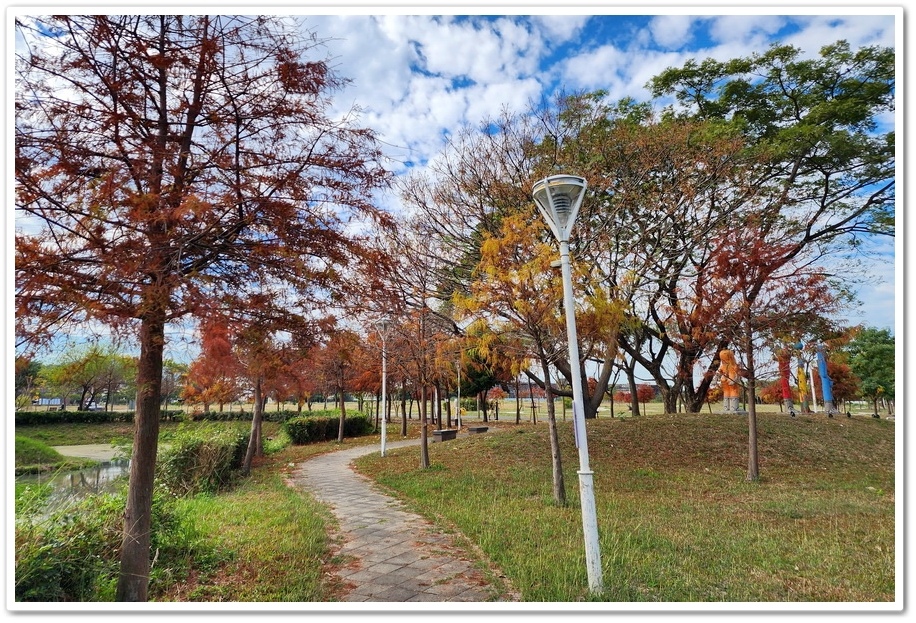 雲林昔日《林內寶隆紙廠》打造而成的【紙蝶生態地景園區】