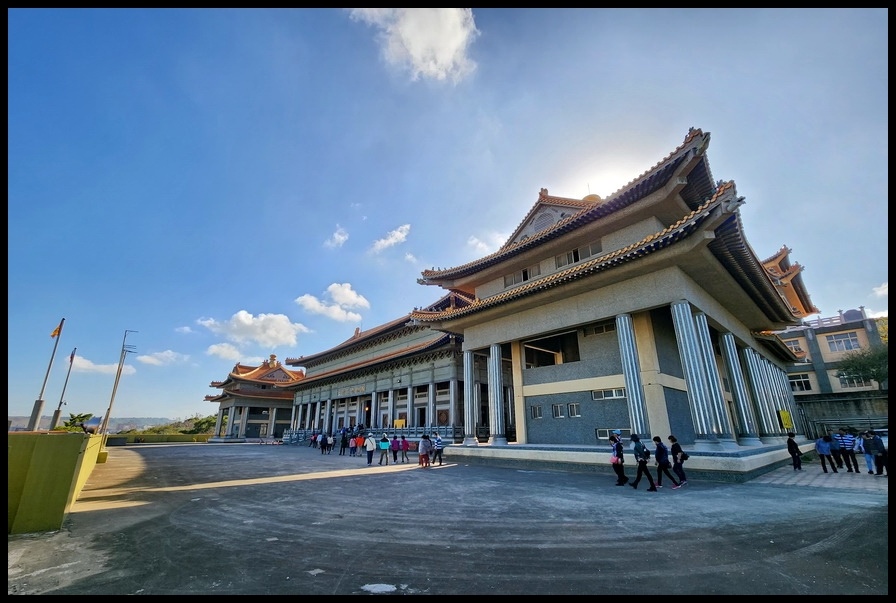 台中市外埔區《台灣道教總廟無極三清總道院》祈福參拜、吃素食平