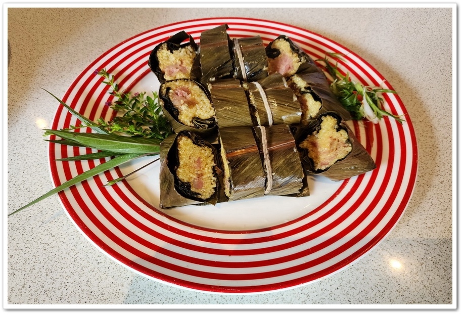 雲林斗六《一個太陽一個月亮》原住民風味餐廳慶祝母親節 雲林斗六《一個太陽一個月亮》原住民風味餐廳慶祝母親節