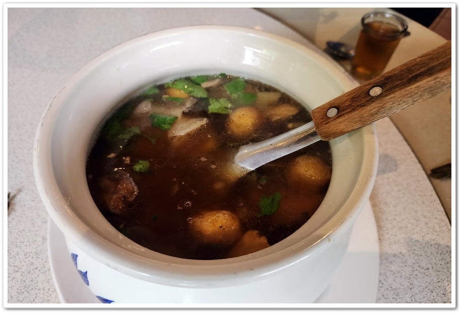 雲林斗六《一個太陽一個月亮》原住民風味餐廳慶祝母親節 雲林斗六《一個太陽一個月亮》原住民風味餐廳慶祝母親節