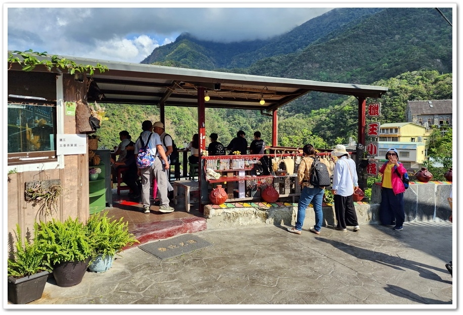 屏東『大武部落』絕美秘境《哈尤溪》報到+漫遊霧台『岩板巷』巡 屏東『大武部落』絕美秘境《哈尤溪》報到+漫遊霧台『岩板巷』巡