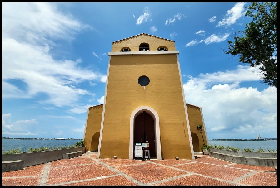 屏東大鵬灣《海上教堂咖啡》有你在的地方!就是最好的歸宿! 屏東大鵬灣《海上教堂咖啡》有你在的地方!就是最好的歸宿!