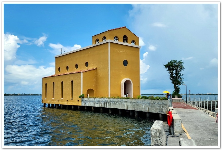 屏東大鵬灣《海上教堂咖啡》有你在的地方!就是最好的歸宿! 屏東大鵬灣《海上教堂咖啡》有你在的地方!就是最好的歸宿!