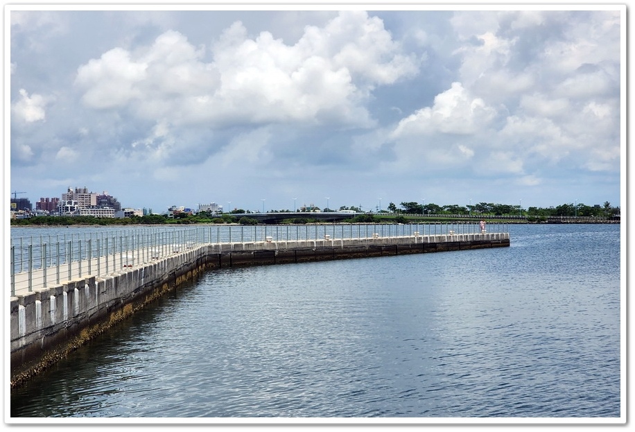 屏東大鵬灣《海上教堂咖啡》有你在的地方!就是最好的歸宿! 屏東大鵬灣《海上教堂咖啡》有你在的地方!就是最好的歸宿!