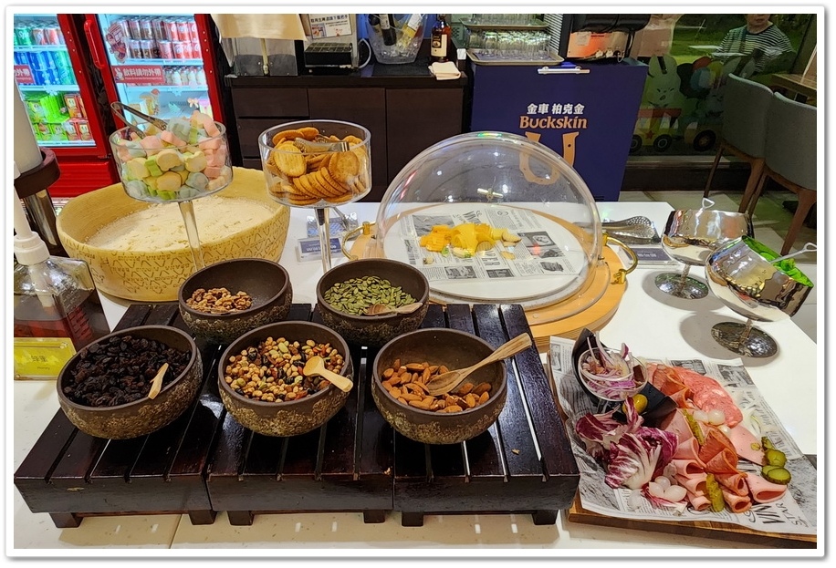 宜蘭《悅川酒店》超高CP值的『羅琳西餐廳』自助百匯晚餐吃到飽 宜蘭《悅川酒店》超高CP值的『羅琳西餐廳』自助百匯晚餐吃到飽