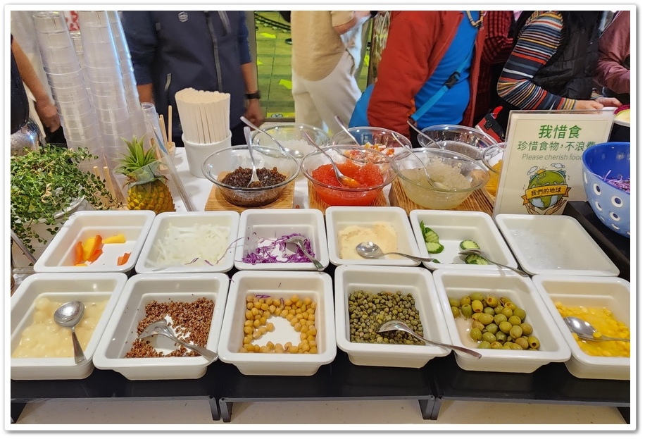 宜蘭《悅川酒店》超高CP值的『羅琳西餐廳』自助百匯晚餐吃到飽 宜蘭《悅川酒店》超高CP值的『羅琳西餐廳』自助百匯晚餐吃到飽