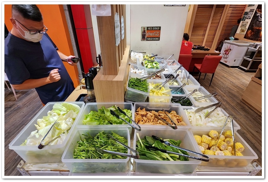 雲林《斗六半個鍋‧個人火烤兩吃鍋物》斗六成功店個人火烤兩吃 雲林《斗六半個鍋‧個人火烤兩吃鍋物》斗六成功店個人火烤兩吃