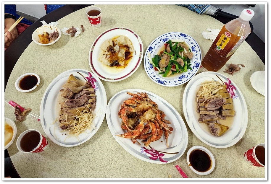 新北市金山區【金包里】廣安宮廟口《老街鴨肉》逛老街吃美食