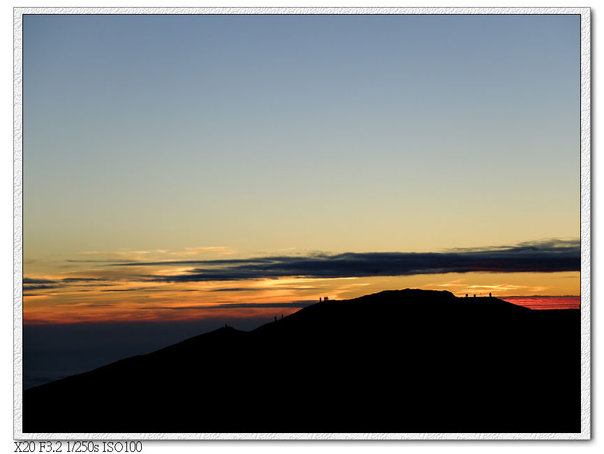 主峰夕陽