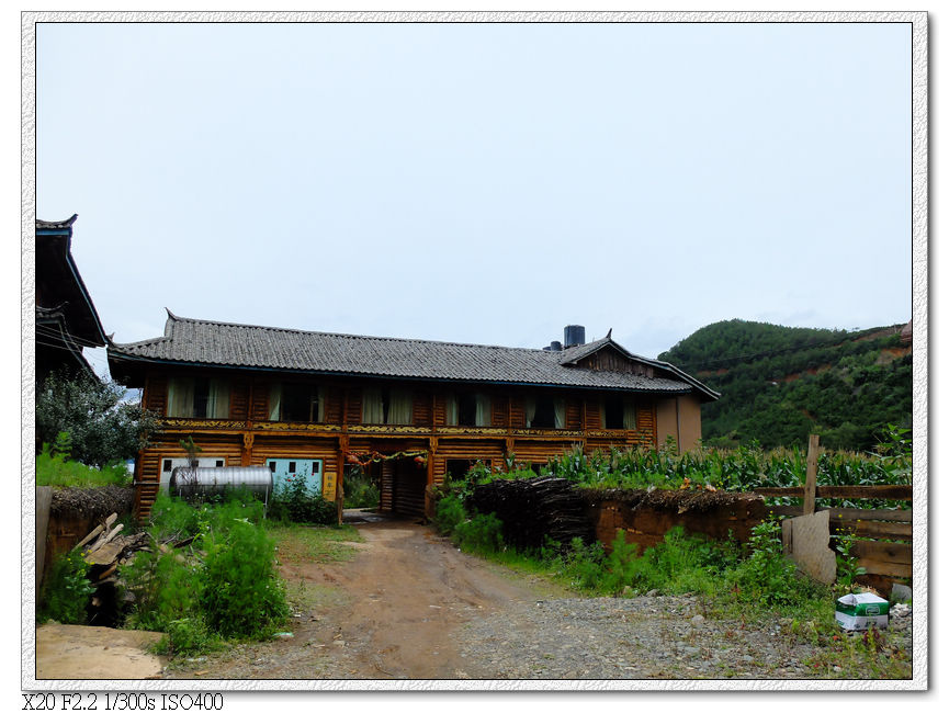 尼賽,瀘沽湖背包客棧