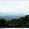 老鼠崎步道右邊的山景