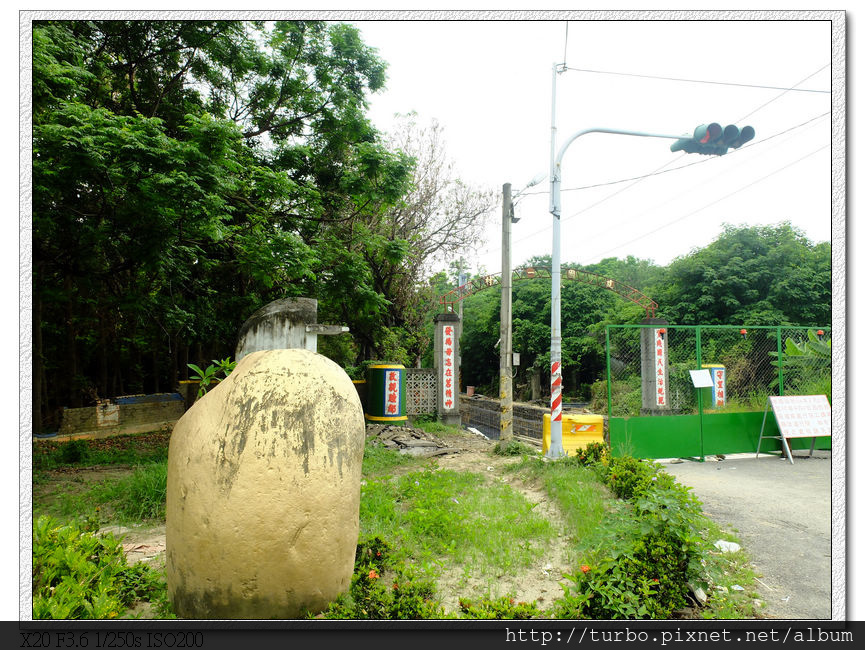 到建國新村口要繞路過不去