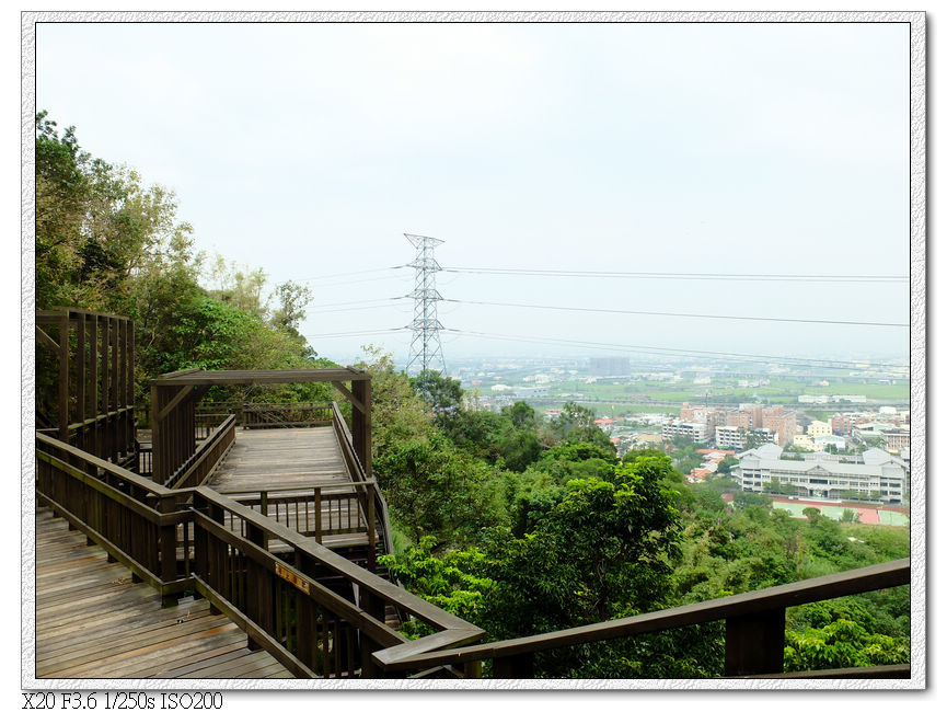 中心隴登山步道觀景台.2