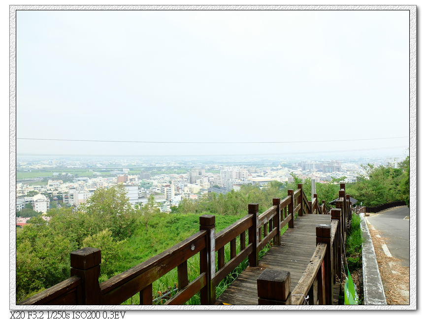 中心隴登山步道出口