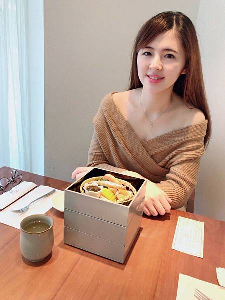 1517488246186.jpg1235398228