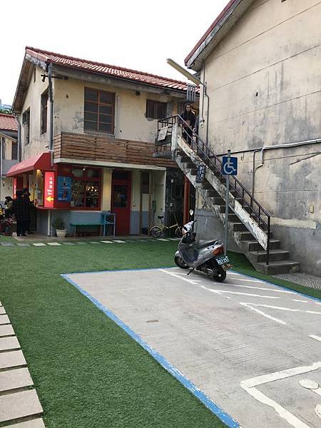 IMG_2040.jpg IMG_2040.jpg