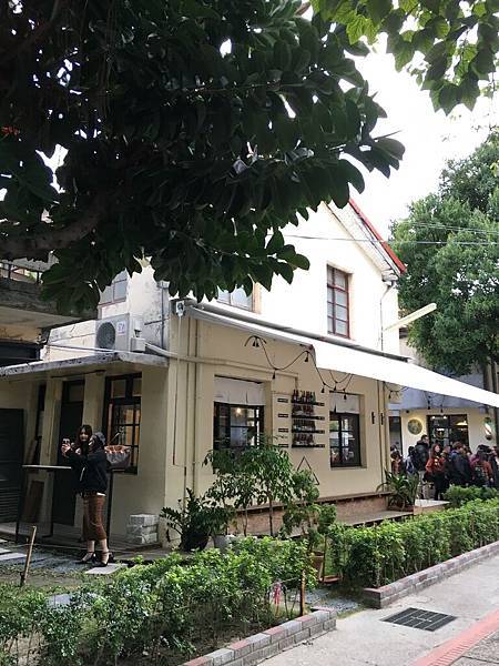 IMG_2042.jpg IMG_2042.jpg