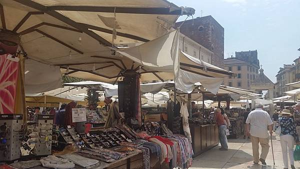 Europe 2018 1056.jpg Europe 2018 1056.jpg