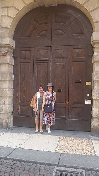 Europe 2018 1051.jpg