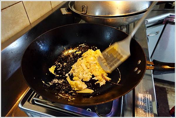 網購美食-優墾產銷商行台灣本土製作三小XO醬、黑芝麻油、白芝麻