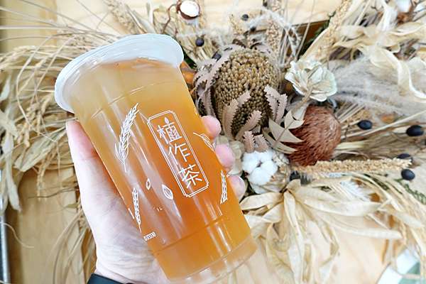 台南成大商圈植作茶豆穀類無咖啡因手搖飲料專賣店採用低溫烘焙天然穀飲料 台南成大商圈植作茶豆穀類無咖啡因手搖飲料專賣店採用低溫烘焙天然穀飲料