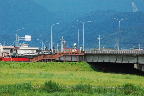 宜蘭民宿  三月三旅店  推薦宜蘭旅遊景點-  蘭陽溪南岸自行車道(三月三至蘭陽溪口)