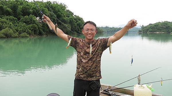 20150606 烏山頭魚虎遊