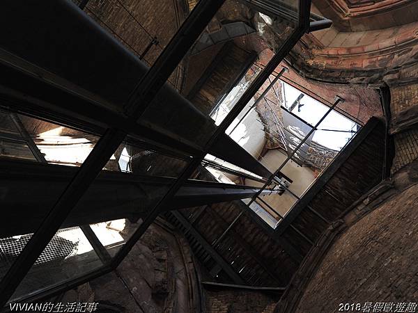 2018暑假歐遊趣~漢堡市區景點:聖尼古拉教堂遺跡、市政廳與