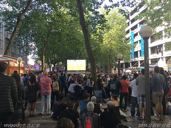 2018暑假歐遊趣~漢堡市區景點:聖尼古拉教堂遺跡、市政廳與