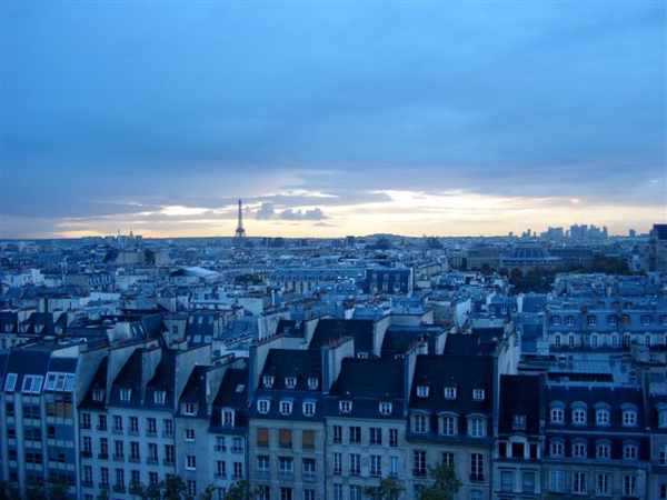 下雨過後的巴黎