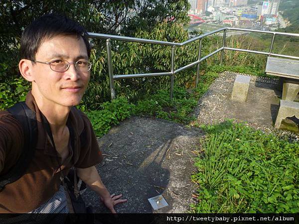 2012南港世貿烘培展.小南港山.北市A015.市451未遇 275