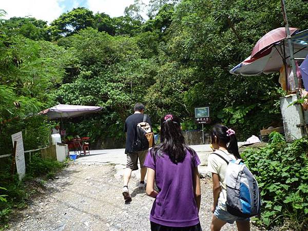 林美石磐步道.櫻花陵園.味珍香卜肉店.三星阿婆蔥餅.梅花湖.金車外澳伯朗咖啡館 137