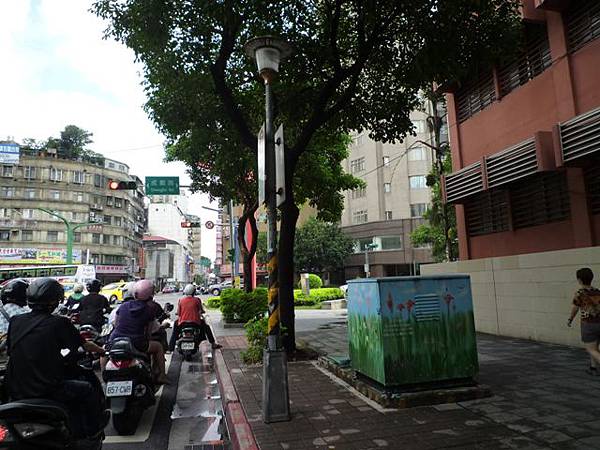 西門國小陸檢0008號一等水準點未遇.艋舺河埔新生地紀念碑 003 西門國小陸檢0008號一等水準點未遇.艋舺河埔新生地紀念碑 003